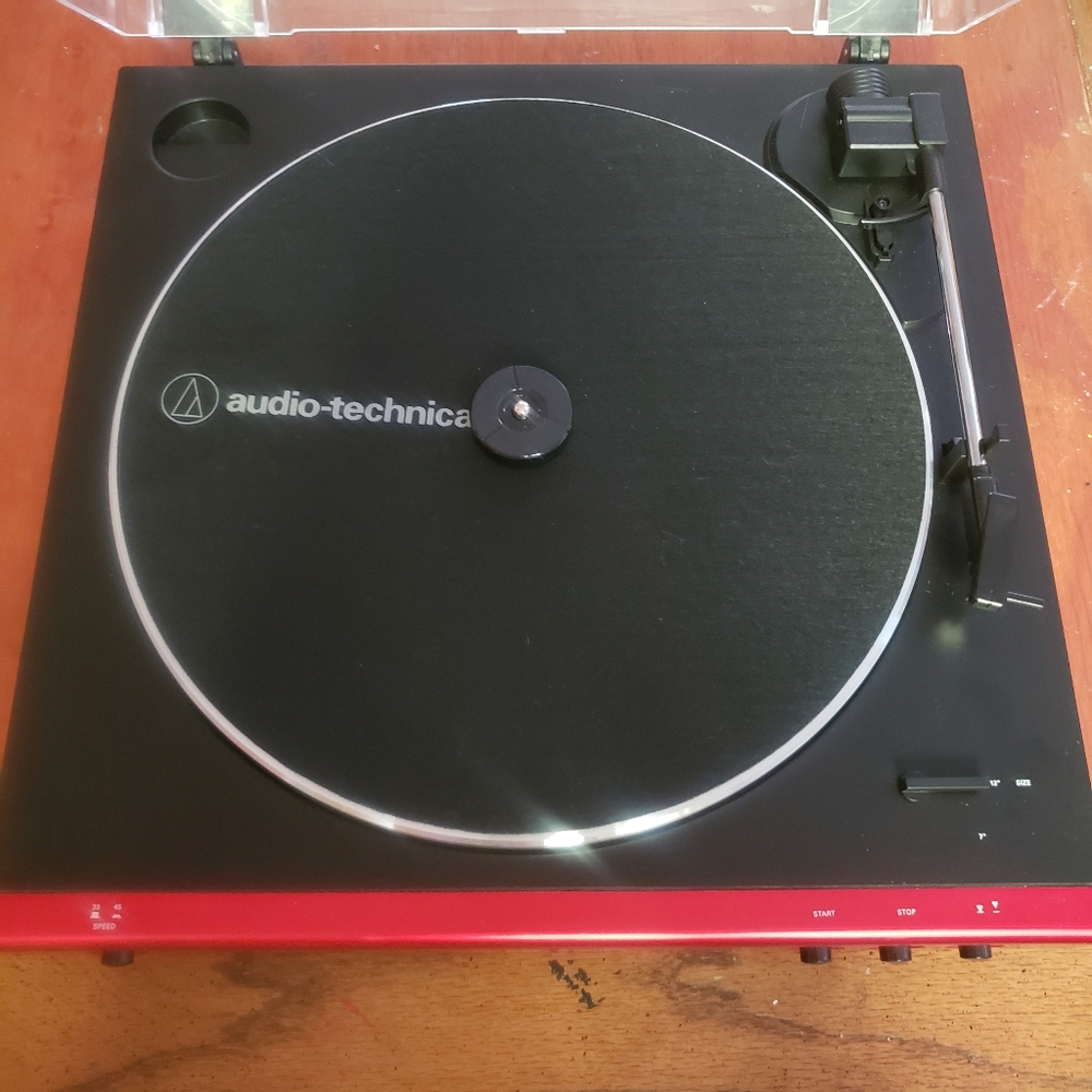 Audio-Technica Turntable/Record Player (Model: AT-LP60X)
